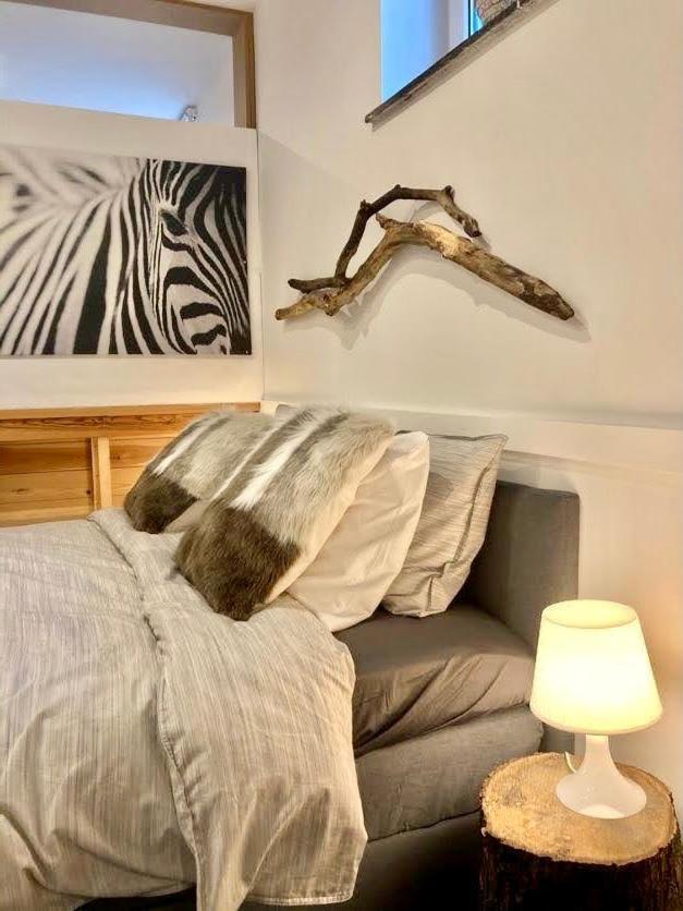 Studio - Tour d'HÉLOÏSE - 10' de Bruxelles La Hulpe Extérieur photo